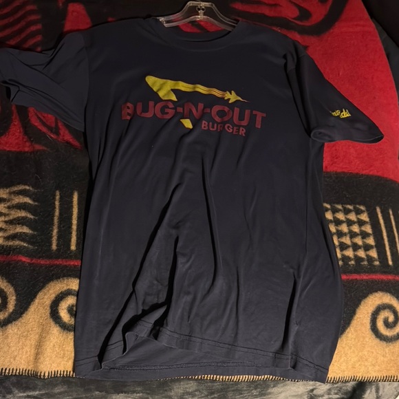 Bug-N-Out Burger Graphic T-Shirt - Picture 1 of 1